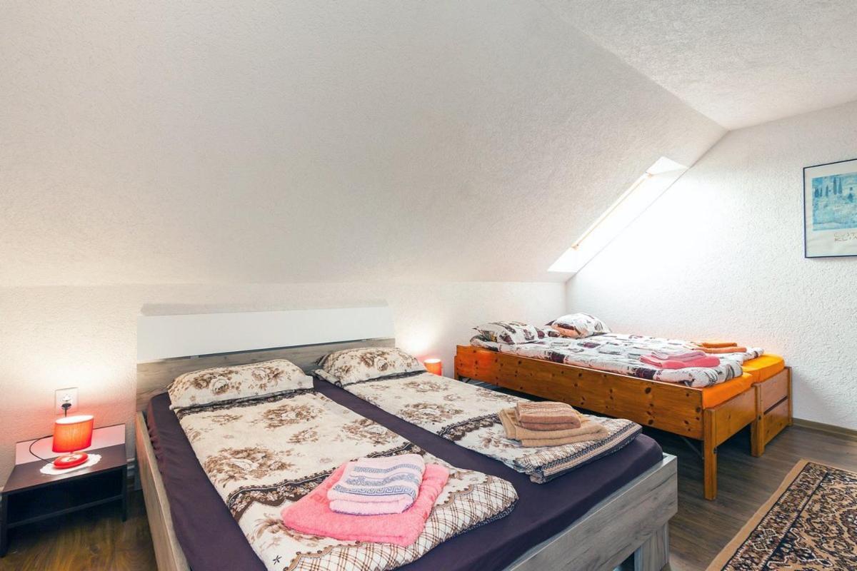 Villa Erőss Kulcsosház Lăzarea Esterno foto
