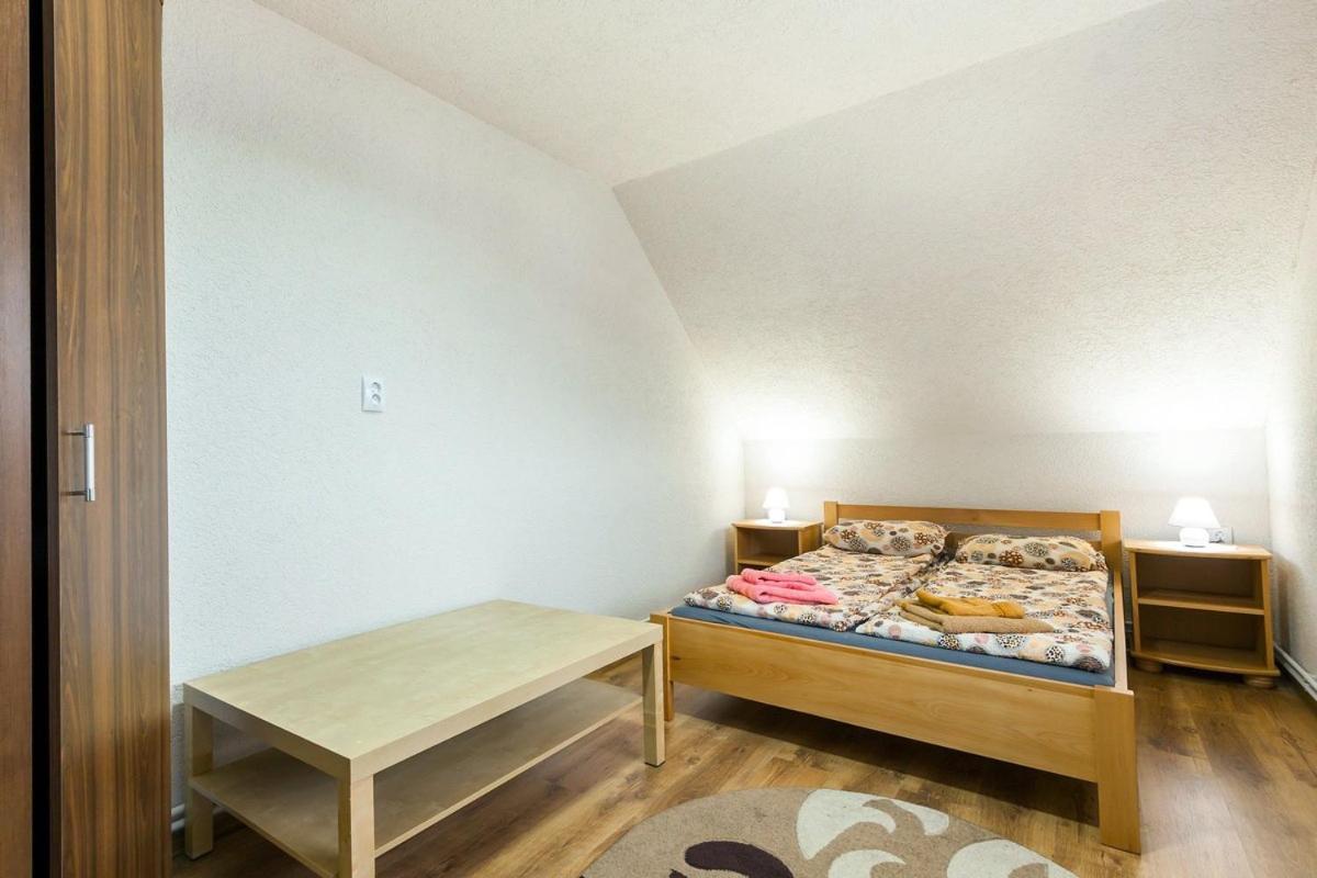Villa Erőss Kulcsosház Lăzarea Esterno foto