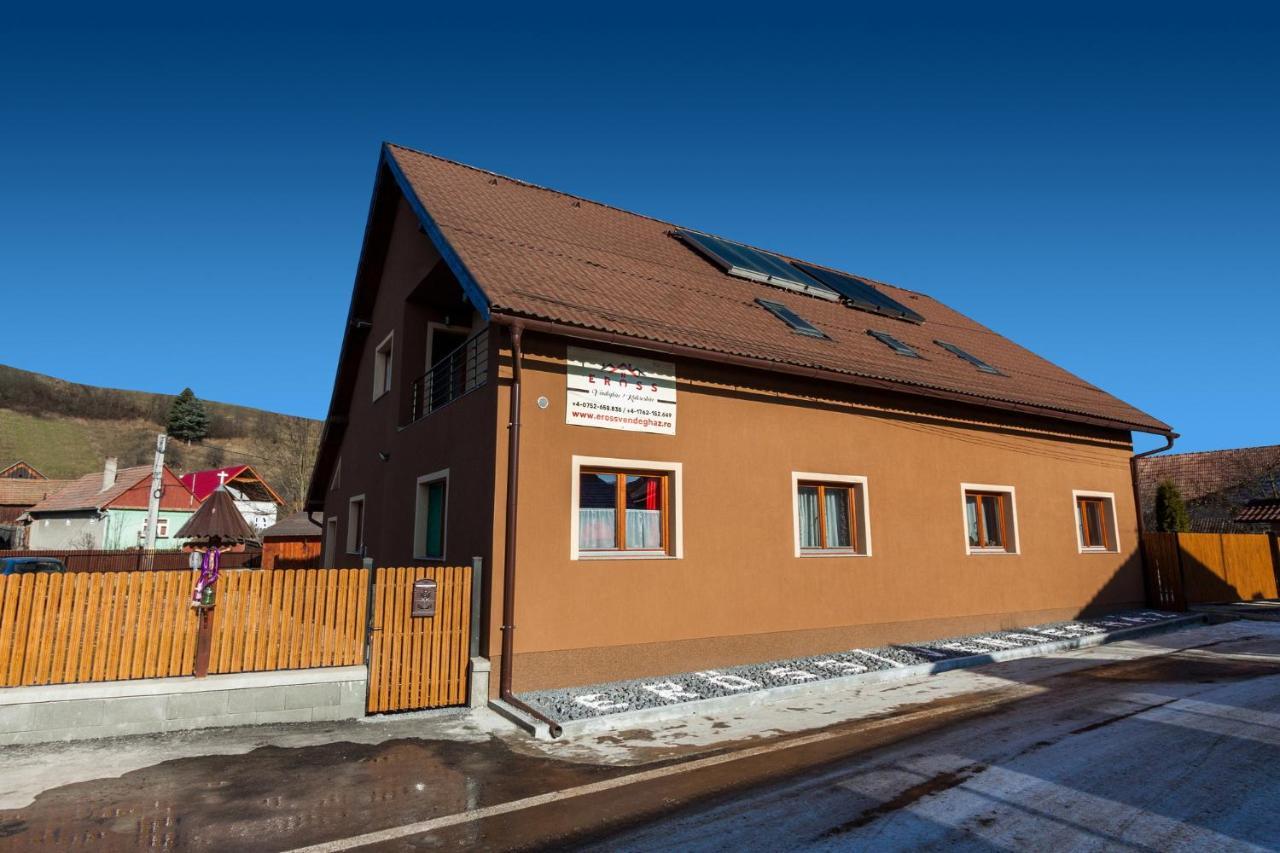 Villa Erőss Kulcsosház Lăzarea Esterno foto