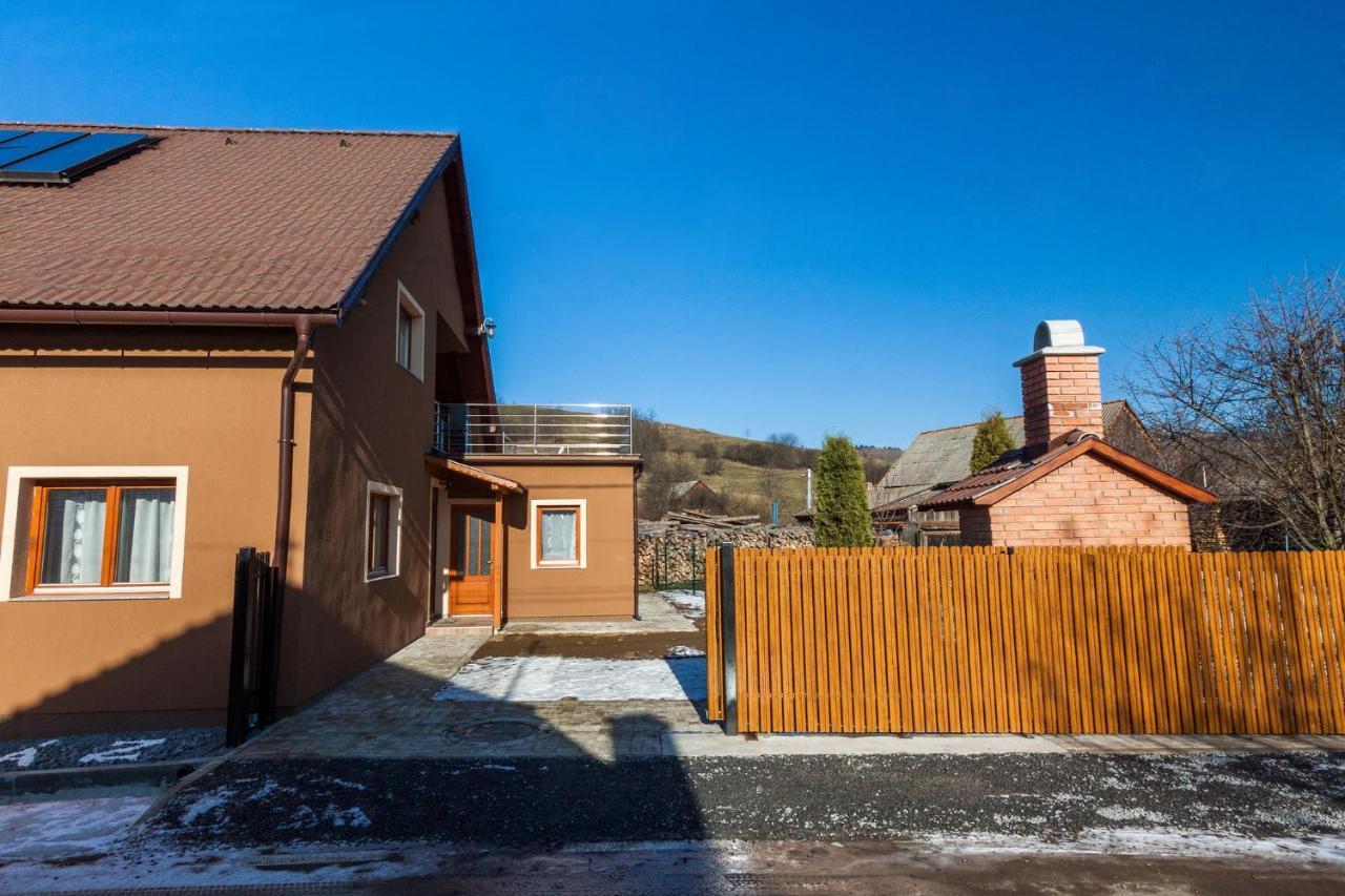 Villa Erőss Kulcsosház Lăzarea Esterno foto
