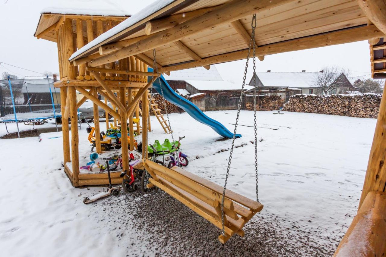 Villa Erőss Kulcsosház Lăzarea Esterno foto