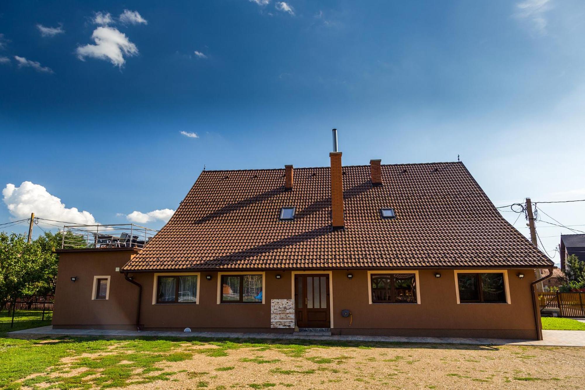 Villa Erőss Kulcsosház Lăzarea Esterno foto