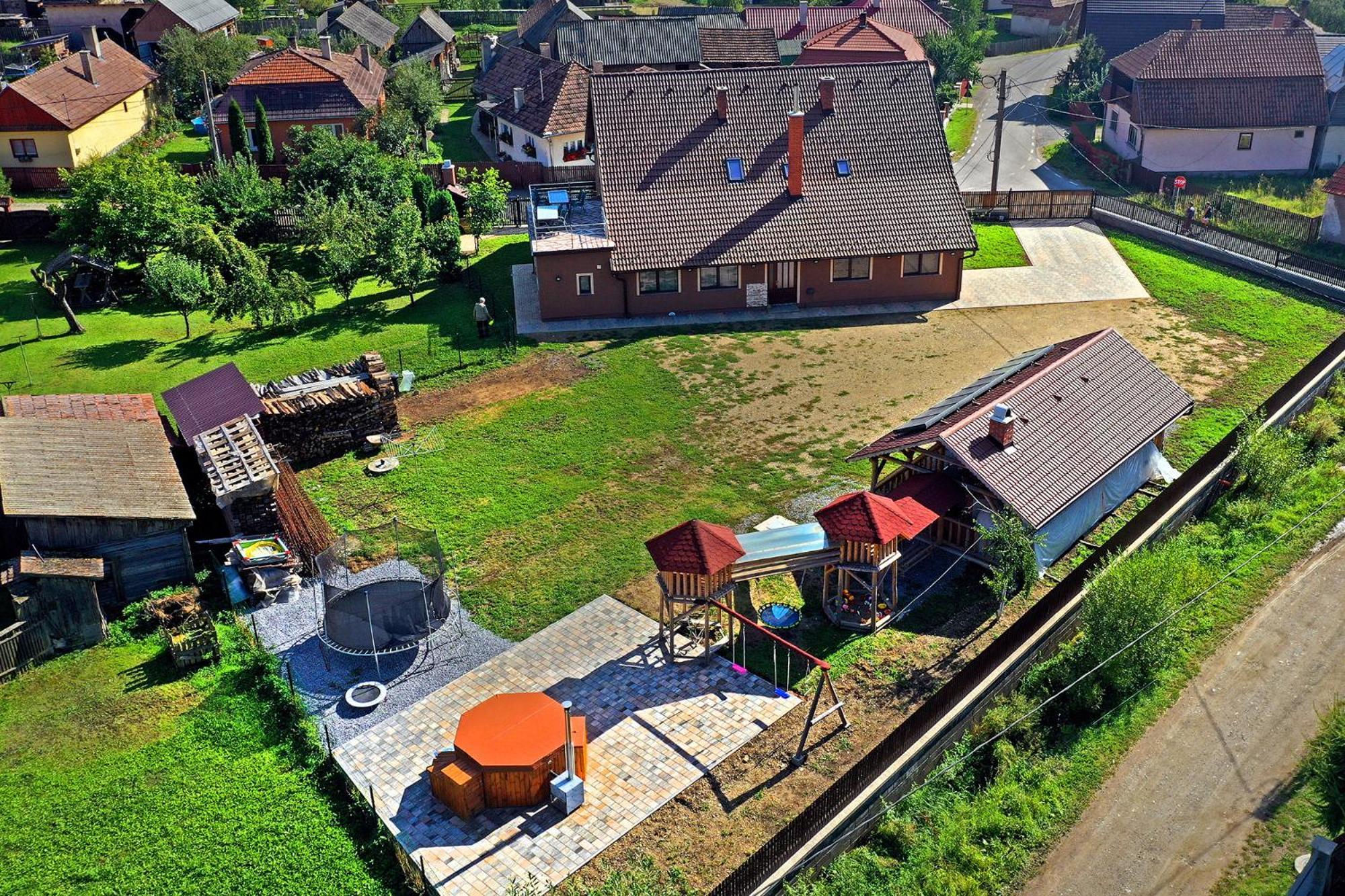 Villa Erőss Kulcsosház Lăzarea Esterno foto