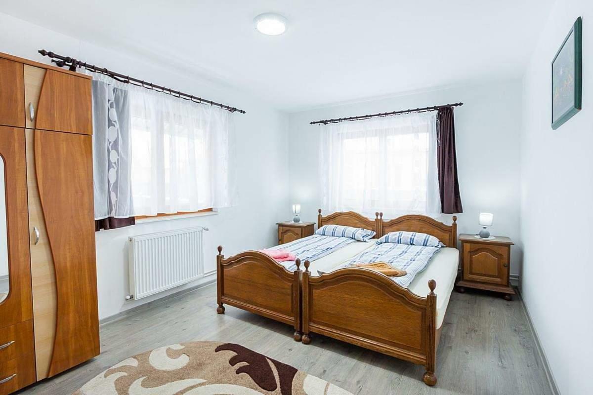 Villa Erőss Kulcsosház Lăzarea Esterno foto